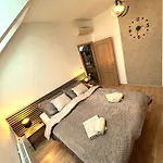 Nerudova Apartment *
